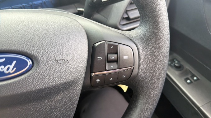 Ford Transit Courier Diesel 1.5 EcoBlue Trend Van - Image 22